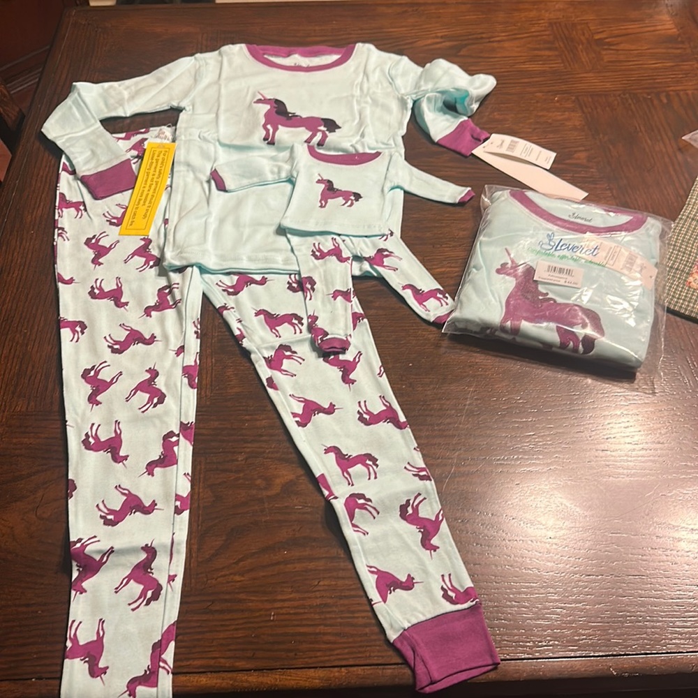 Leveret girl’s pajamas with baby doll set to match
